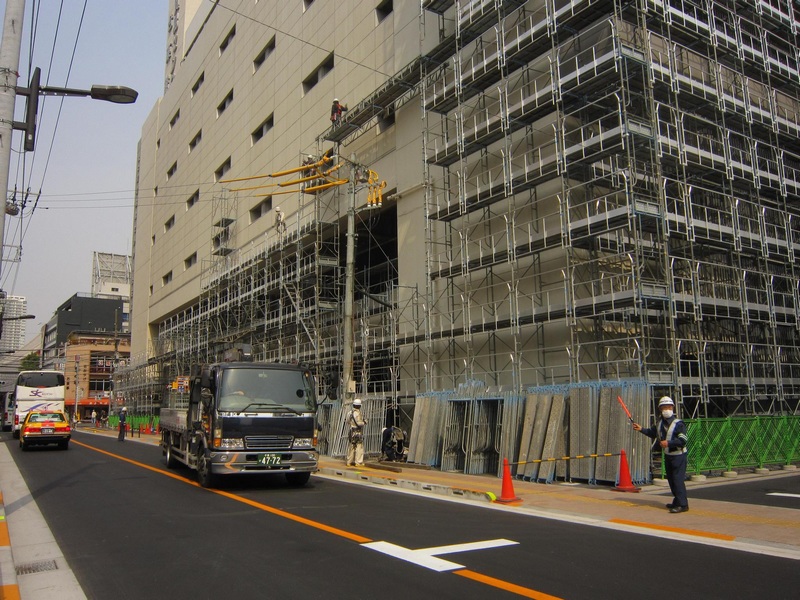 雨城日本三年建筑工